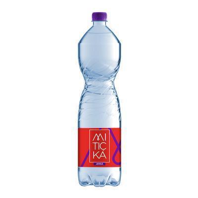 VODA MINERÁLNA MITICKÁ JEMNE PERLIVÁ 1.5l PET VRATNÝ OBAL